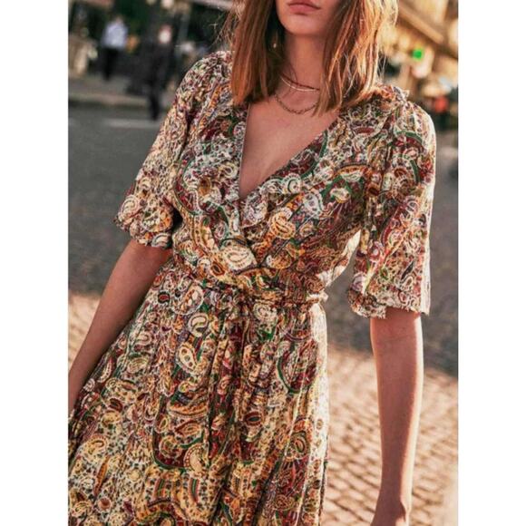 Sezane Dresses & Skirts - Sézane Paula Metallic Shimmer Silk Midi Dress Paisley